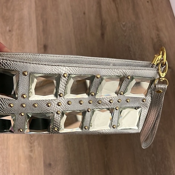 1990’s Statement Clutch w/Wrist Wrap, HEAVIER Piece, Silver Textured Back ,VTG - Picture 7 of 11